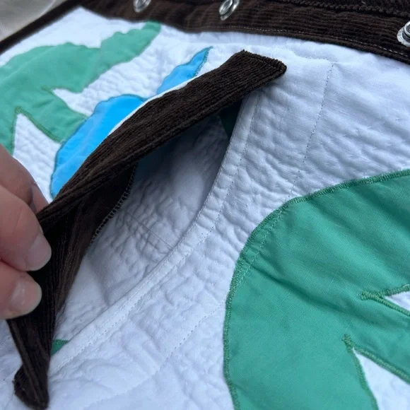 Handmade Upcycled Vintage Quilt Jacket with Hood - Picture 5 of 10